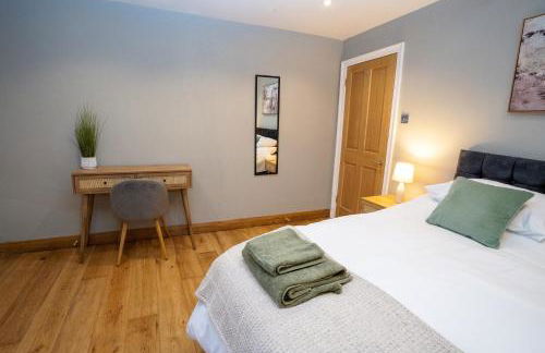 4 Bedroom Winchester Town House, central, parking - Foto 42