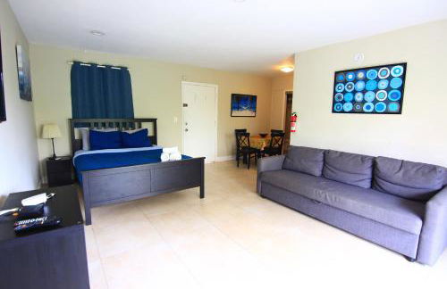 Sunny Isles Apartments by MiaRentals - Photo 74