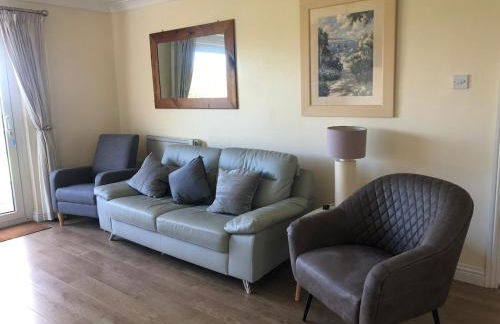 Coastal retreat with stunning sea views - Photo 9