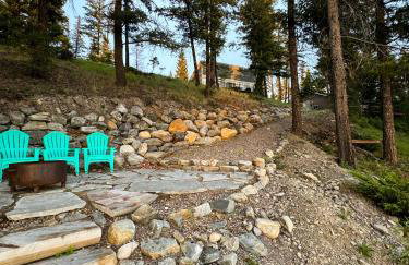 Built 2016 Pristine Lake House for Boating, Remote Work, Hiking and Relaxing - Foto 36