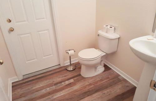 Private pool villa with game room close to theme parks! - Foto 55