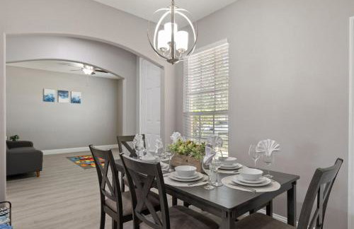 Family-Friendly 5BR Getaway Game Room Fun - Foto 10