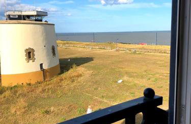 Martello Sunrise - Luxury 3-bedroom Seaview Beach House - Foto 3