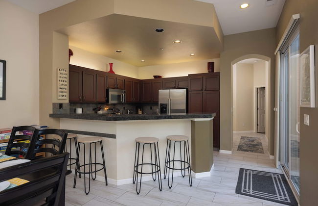 The Old Mill Retreat Sleeps 6! - Photo 5