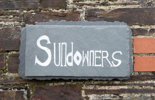 Sundowners panoramic views of countryside sea - Foto 20