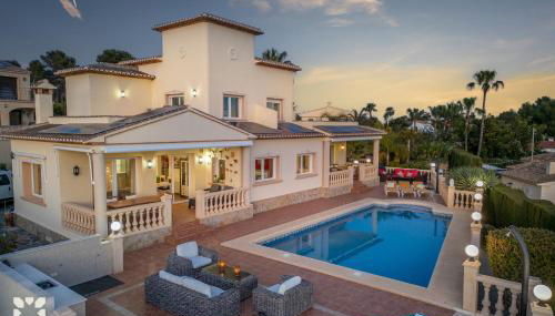 Villa Norma by Abahana Villas - Foto 1, sunbed