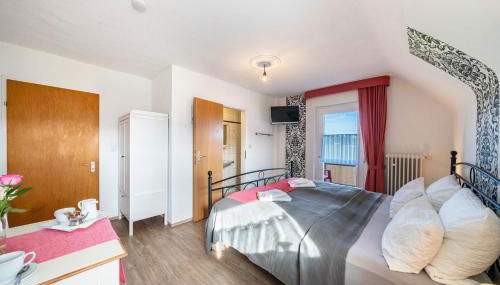 Café Pension Pfaus 1 fewo-4 Zimmer - Foto 4