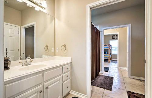 Pet-Friendly Flatonia House with Patio and Gazebo! - Foto 19