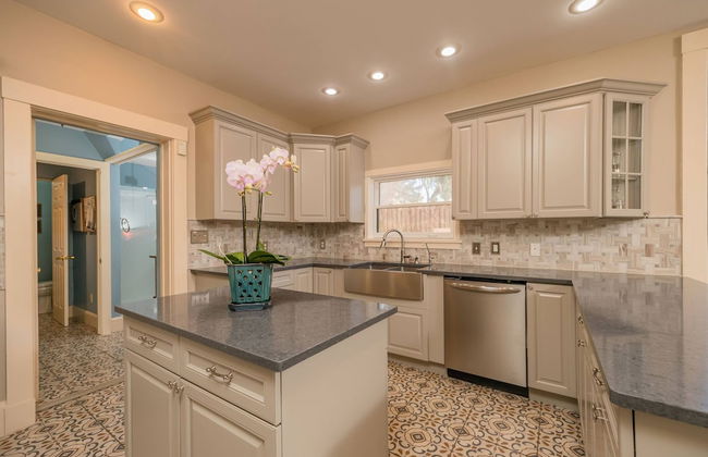 Pillars' Castle - Photo 4