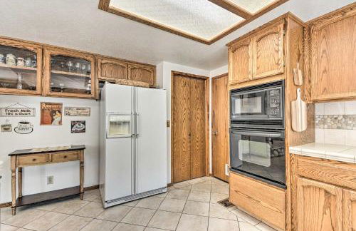 Deck and Hot Tub Rustic Groveland Home! - Foto 12