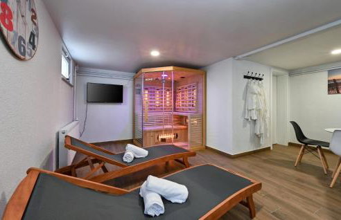 2 Bedroom Beautiful Home In Lepoglava - Foto 28