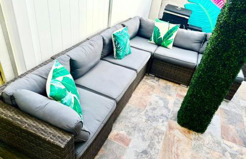 Bayfront Cottage- Pool - Hot Tub - Close to Beach - Foto 26