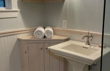 Stellahouse - Awesome Maine Treehouse - Foto 29