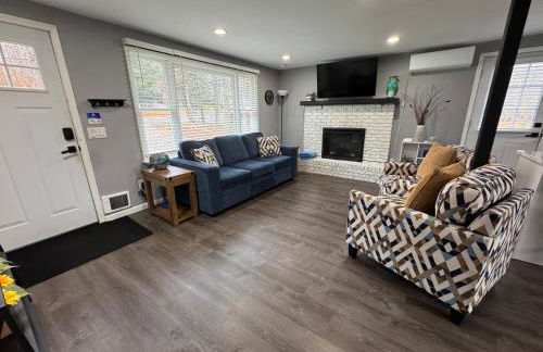 Casa Rosado @ Pocono II by Lake Hot Tub Camelback - Foto 5