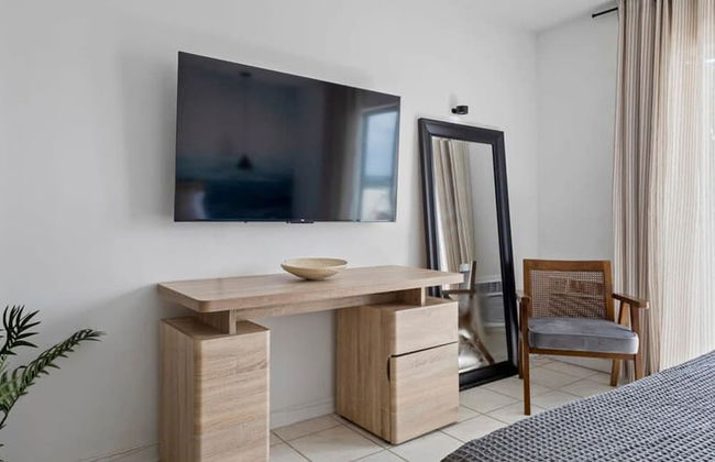 Bayshore Bliss- Cozy Space Pool Views - Foto 47