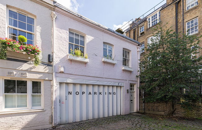 JOIVY Elegant 2-Bed Mews Flat Near Buckingham Palace - Photo 17