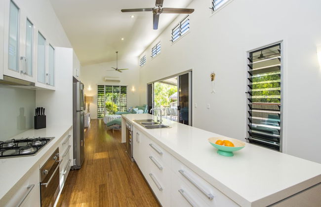 Azur Villa - Photo 9