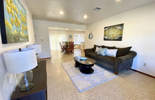 Garage Studio near OUSHC Hospital - Photo 24