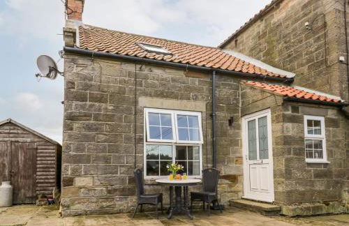 Hawthorn Dale Cottage - Photo 1