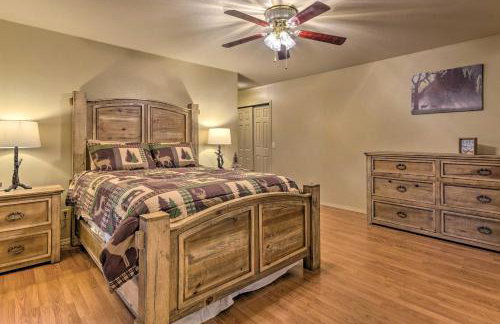 Deck and Fire Pit Lakefront Hideaway in Scranton! - Foto 10