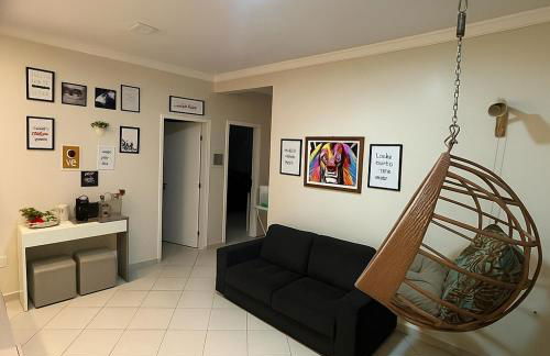 Apartamento completo e elegante, BEM LOCALIZADO. - Foto 2