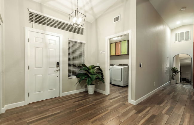 The Golden Cactus Phoenix - Photo 52