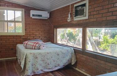 CHALÉ SIMPLES COM WI-FI SPLIT COZINHA COMPLETA SALA QUARTO BANHEIRO A 2 KM DO centro - Foto 11