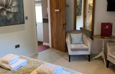 The Brosterfield Suite - Brosterfield Farm - Photo 10