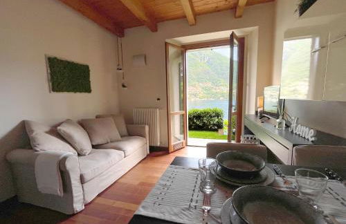 Regina di Laglio - Private Garden, Free Undercover Parking - Foto 14