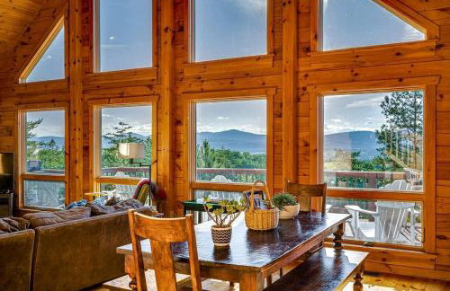 Secluded Luxury Cabin with Hot Tub on 40 Private Acres Near Moorefield, West Virginia - Foto 9