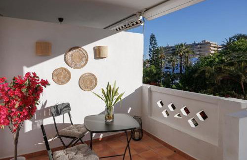 MARBELLA BANUS SUITES - Banús - Playa Rocio - Beach Access Complex -3BD-3BA - Direct Access to the Sea - Outdoor Terrace - 3 min Walk to Puerto Banús Marina - Walk to Beach & El Corte Ing Luxury Shopping - Ideal for Families - Foto 4