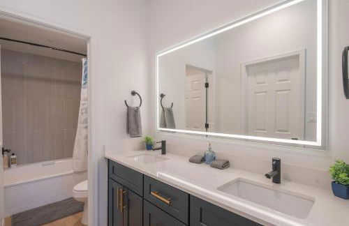 Proximity to TPC & Pools, Parking & Perfect for Families - H2057 - Foto 71