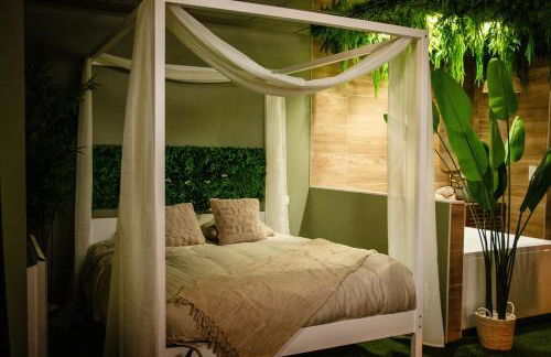 La Canopée, Jungle Room Suite de Luxe - Jacuzzi Sauna - Foto 6