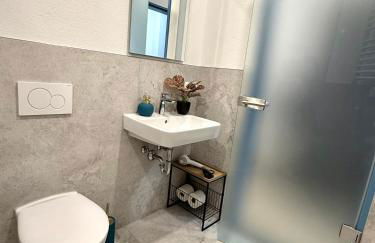 NEU Goldstadt Luxe Studio- City Apartment Schlössle - Photo 36