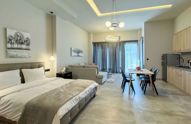 Tsikaris Boutique Guesthouse - Photo 5