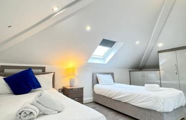 HEATHROW AIRPORT apartments-FREE parking-Free underground to and from Heathrow-30 min central London - Foto 4