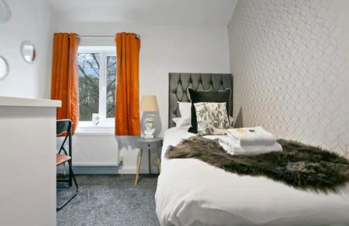 8 Eighth Ave Retreat On The Green Beautiful 4-Bed Home Pass The Keys - Foto 25