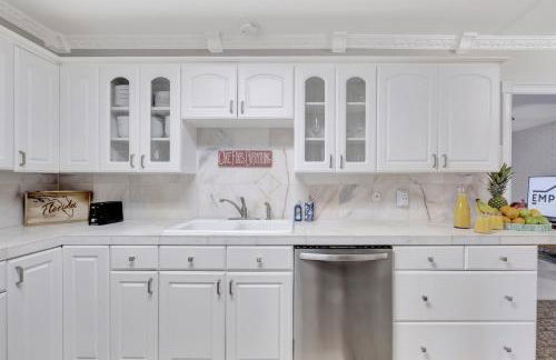 Magnificent Pool House in the Heart of Tampa - Sleeps 10 - Foto 16