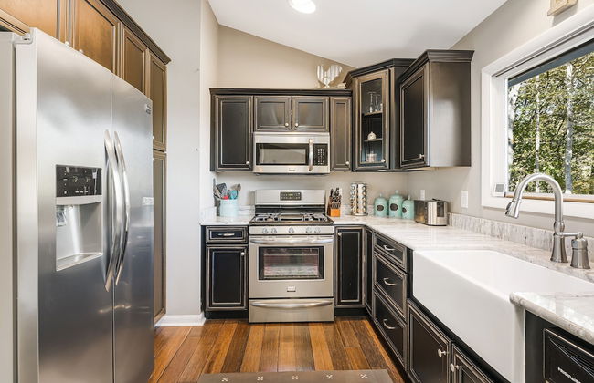 Cabin in the Sky by Avantstay Deck w Views - Foto 18