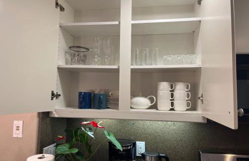 Near Stanford Luxury Retreat 1 Gigabit Fast WiFi Two Car Garage Masterbedroom King Size Bed Walk-in Closet and Walk-in Shower - Foto 19