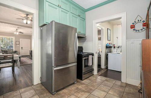 Beachy Bungalow! 2BD, King Bed - Foto 18