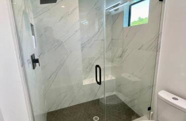 Secure Cozy Tiny Home Central Houston - Foto 9