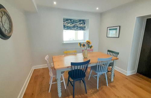 Cosy coastal retreat lovingly refurbished - Foto 4