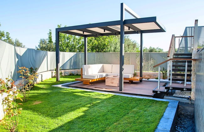 2 New Villas Next Each Other, Pool, Rent Separately or Together at Kournas Lake - Foto 37