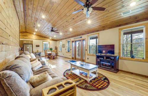 1 Mi to Watauga Lake! Modern & Rustic Mtn Hideaway - Photo 3