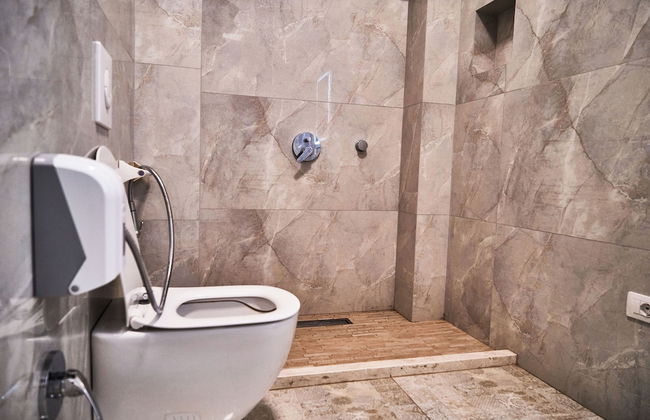 Kalpazo Home Tirana 21 - Foto 16