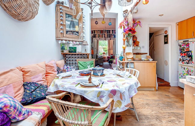 Enchanting Hammersmith Home Close to Shepherds Bush by Underthedoormat - Foto 10