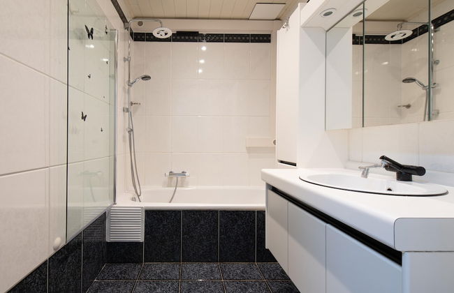 Vintage Apartment With sea View in Ostend - Photo 18