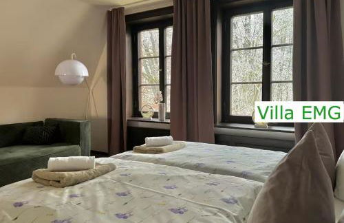 Luxus Ferienhaus Villa EMG München in Moosburg mit Pool, SPA, Kamin, Wald, See für Familien Gruppen bis 24 Personen - Foto 57