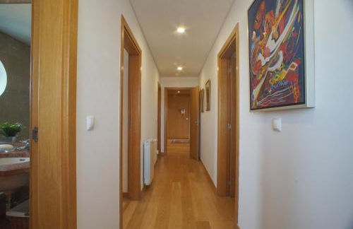 Lisbon Oriente River View w/ Balcony&Garage - Photo 11